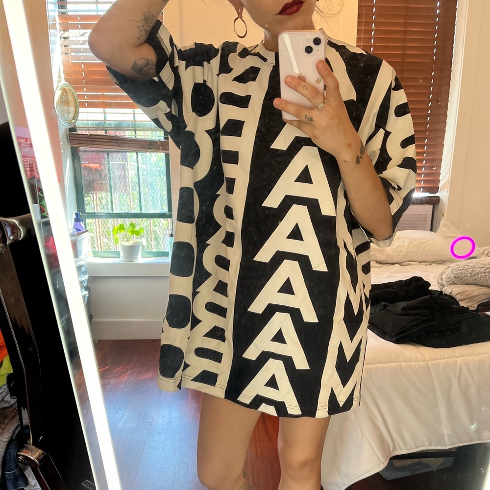 Marc Jacobs oversized top